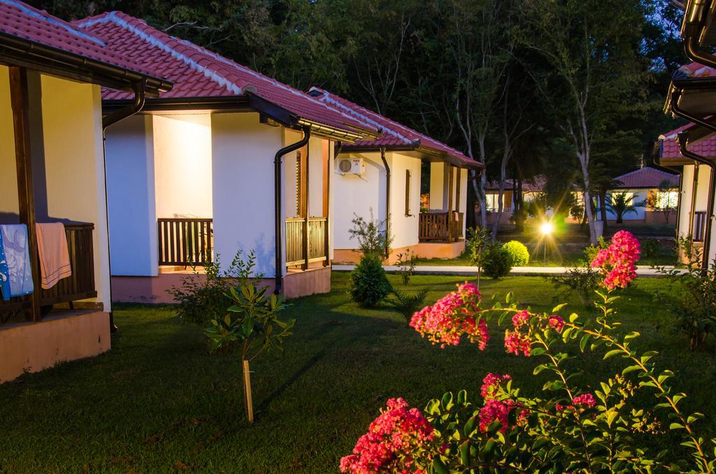 Htp Velika Plaza Ulcinj Hotell Rum bild