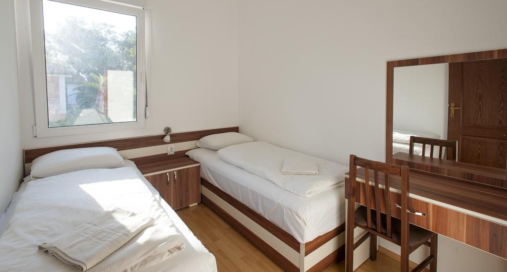 Htp Velika Plaza Ulcinj Hotell Rum bild